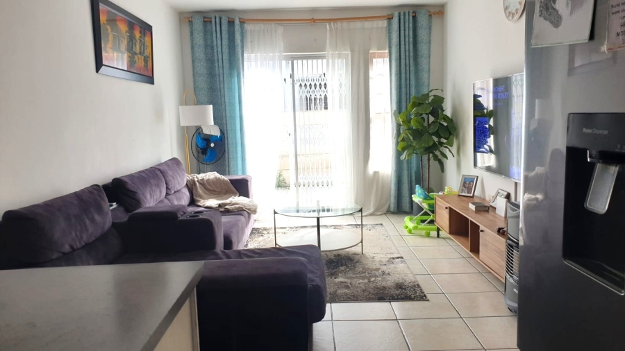 2 Bedroom Property for Sale in Parklands Western Cape